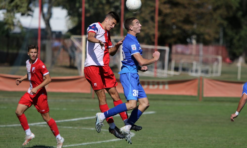 Dinamo čeka povratak srpskog štopera