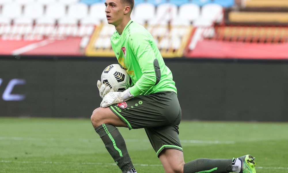 TRLJA RUKE I ZVEZDA Ako Lukić ode u Rems, crveno-beli bi mogli da zarade 200 hiljada evra!