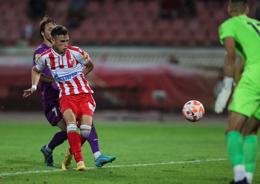 Zvezda ponovo povela golom Mitrovića, Ben osigurao pobedu! (VIDEO)