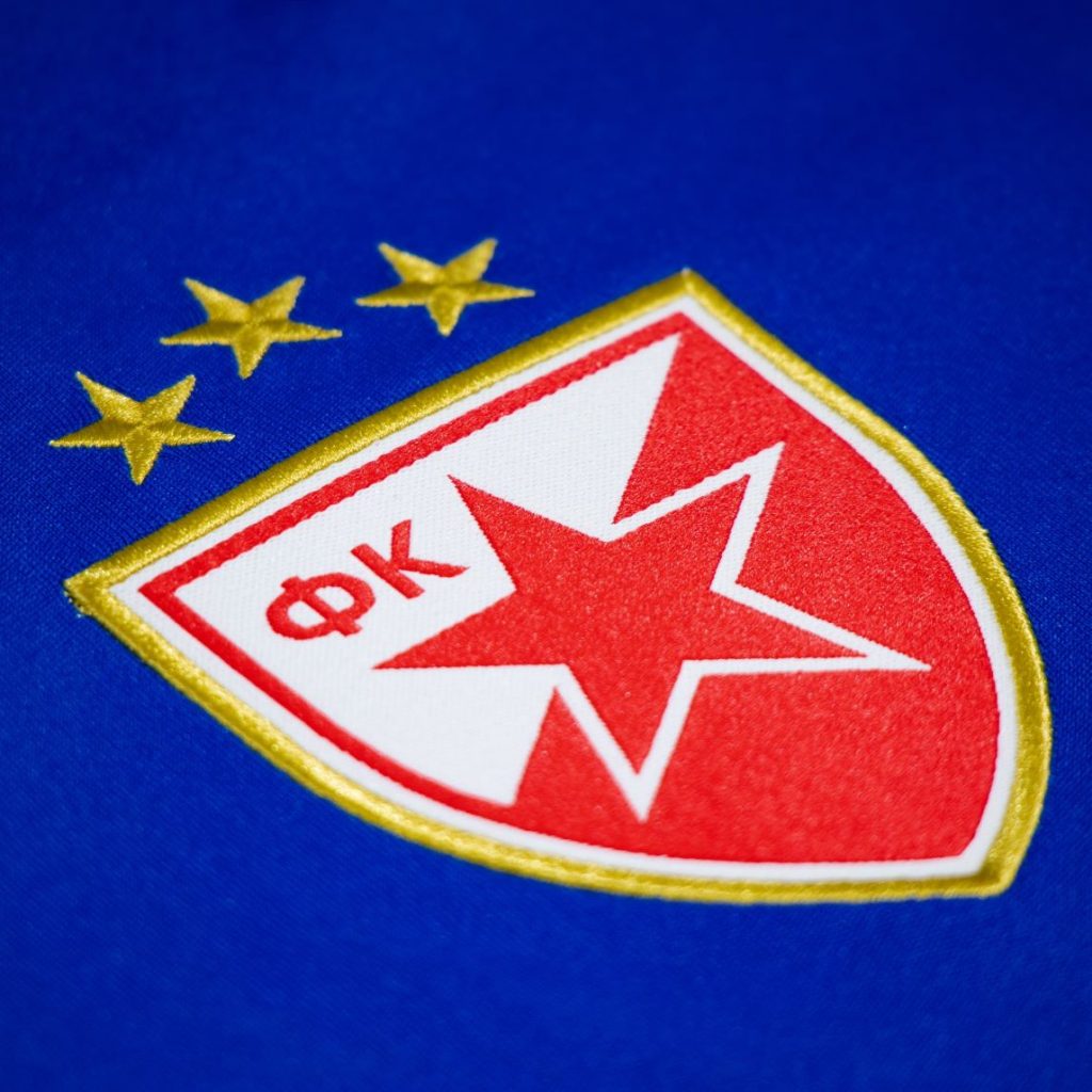 Zvezda napada Ligu šampiona u novim dresovima (FOTO)