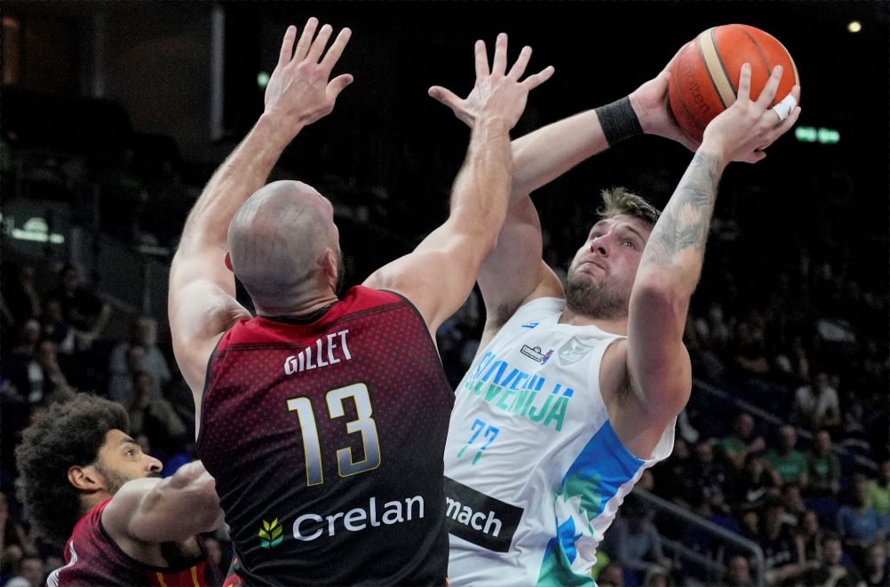 Slovenija se tri četvrtine mučila sa Belgijom, ali sve rešila briljantnom serijom u završnih 10 minuta