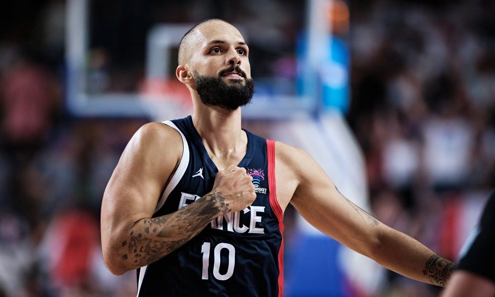 DERBI DANA NA EVROBASKETU Litvanija tone sve dublje: Furnije „zapalio“ mrežice, Francuska se budi