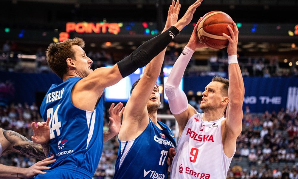 TEŠKO BEZ SATORANSKOG Uzalud puna dvorana, poljski dvojac koban po domaćina