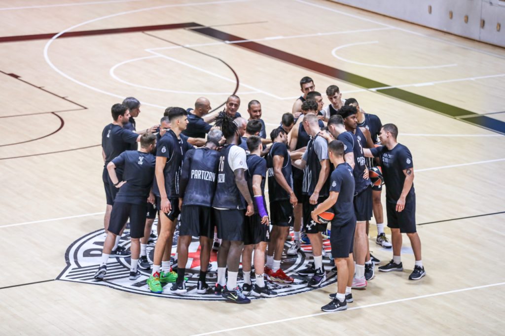 PRŠTI OD TALENATA Partizan ima čak tri kandidata za prestižnu nagradu Evrolige!