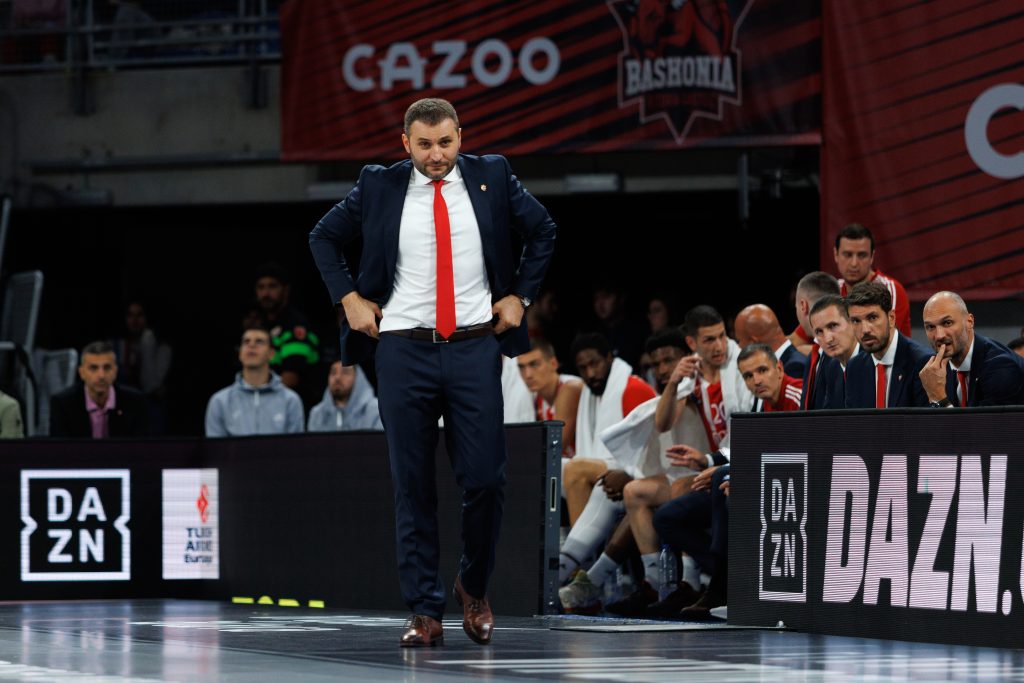 TRENER ZVEZDE IMPRESIONIRAN PROTIVNIKOM Jovanović posle poraza: Ovako nešto nikad nisam video!