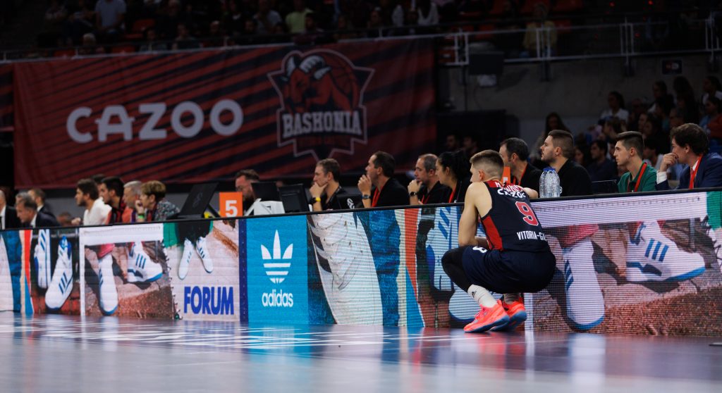 GROBARIMA OVO NEĆE DA SE DOPADNE Vanja Marinković u pobedničkom zanosu! Zaboravio je odakle je potekao (FOTO)