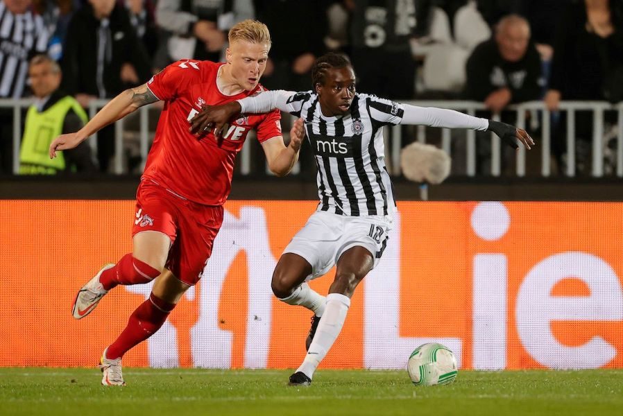 POKLON NEMACA Vodi Partizan golom Dijabatea, delirijum u Humskoj (VIDEO)