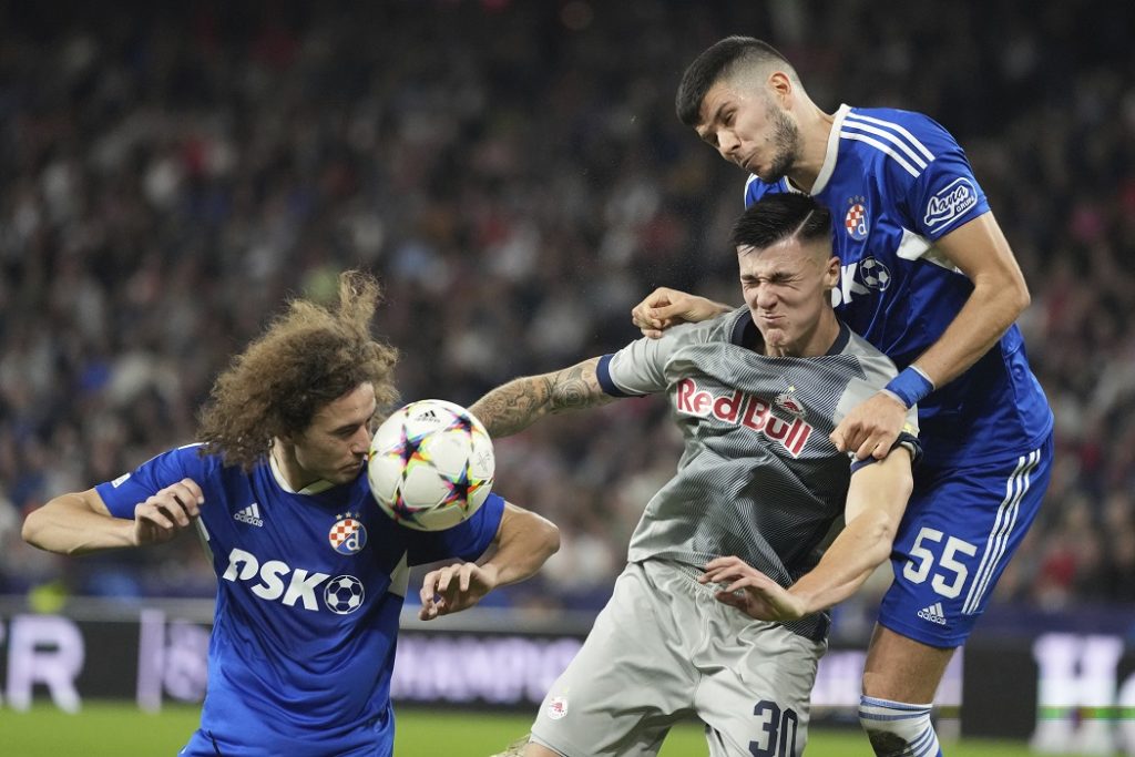 GRUPA „E“ Salcburg sa penala srušio Dinamo, „modrima“ poništen gol u nadoknadi vremena! Drmić nije iskoristio veliki kiks Pavlovića (VIDEO)