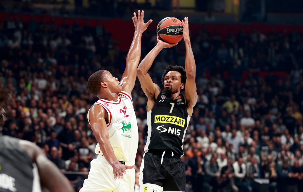 POLUVREME Partizan u igru vratio – domaći igrač! Niko ne donosi energiju kao Srbin