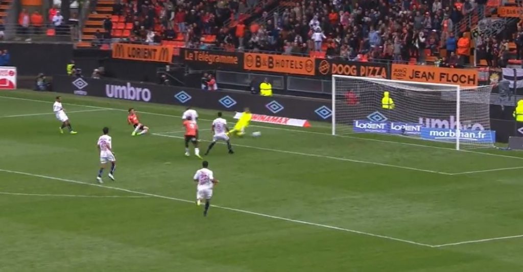 PODVIG SA IGRAČEM MANJE Lorijen pobedio bivšeg šampiona Francuske (VIDEO)