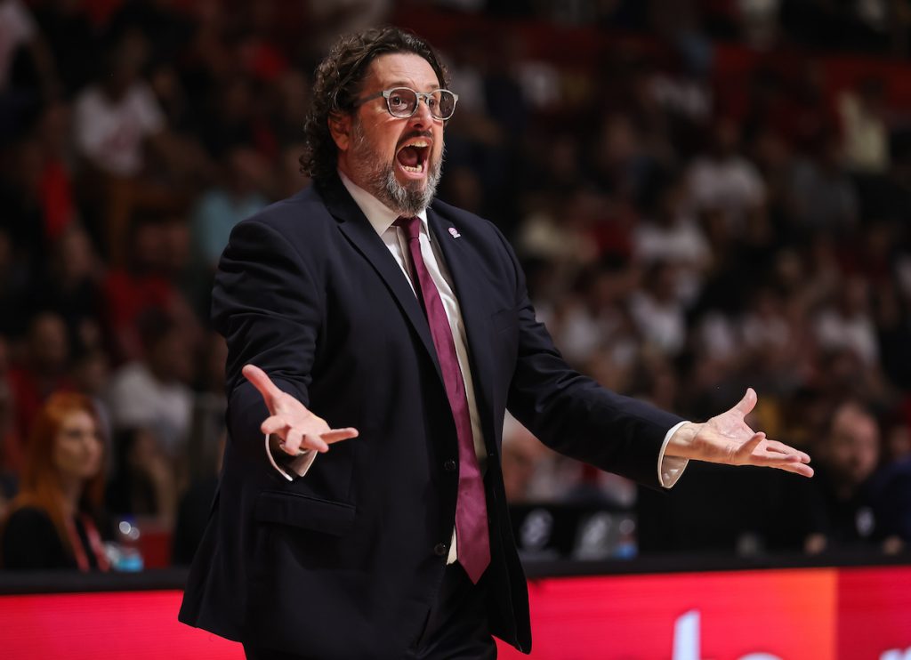 NEPRIJATAN Trinkijeri oštar na konferenciji za medije: Hajde da kažemo da sam ja kriv! Šta želite?