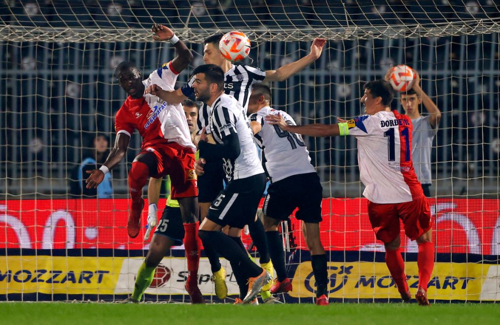 SUMRAK VOJVODINE Partizan vodi 2:0, a Jeličić za četiri minuta dobio dva žuta kartona (VIDEO)