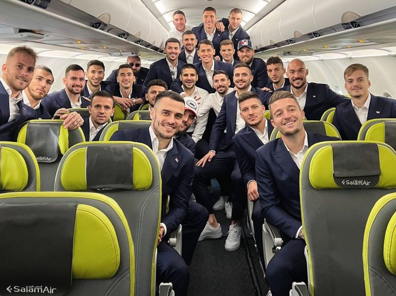 POČEO NAPAD NA SVETSKI TRON Srpski fudbaleri došli u Katar, iz Bahreina ispraćeni kraljevski (FOTO)