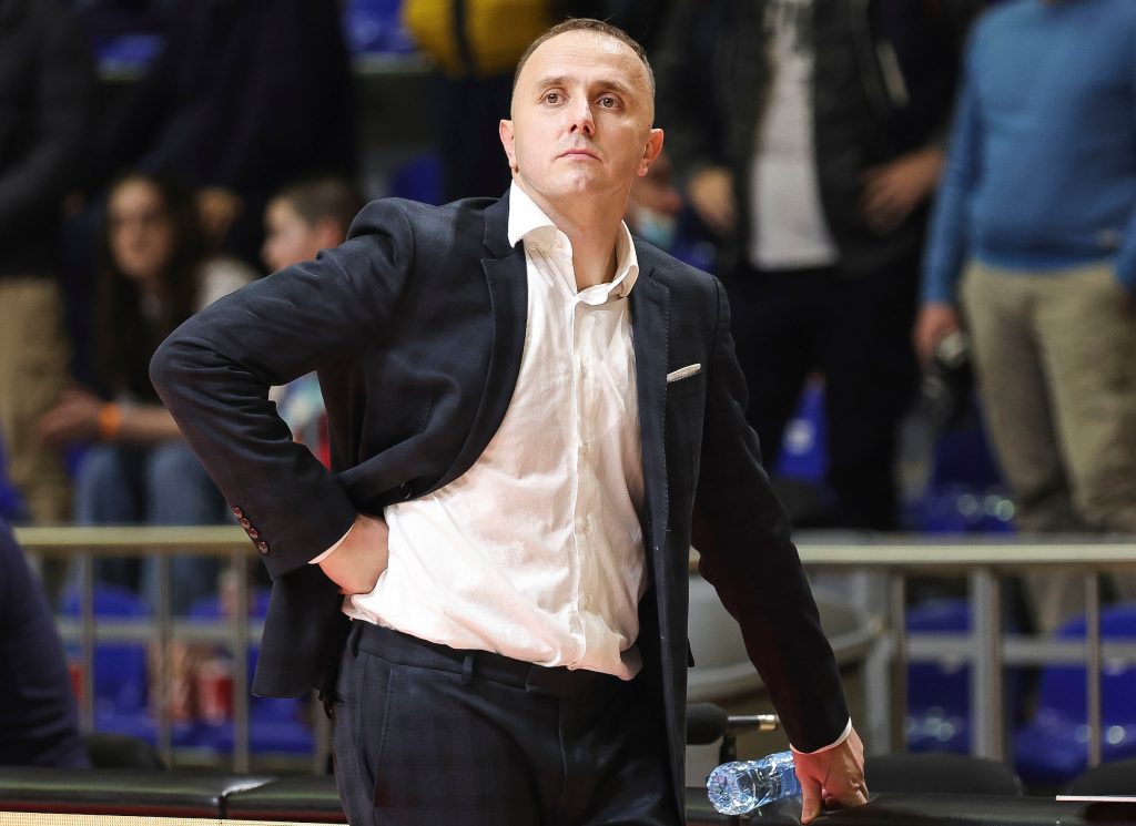 RASTANAK U ČAČKU Marinović više nije trener Borca! Ostvario prvu pobedu, pa napustio kormilo