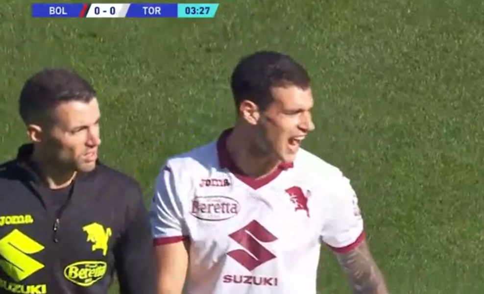 NIKAD VIĐENO Napadač Torina doživeo najbržu povredu u istoriji fudbala! Igrao je „treptaj oka“ (VIDEO)