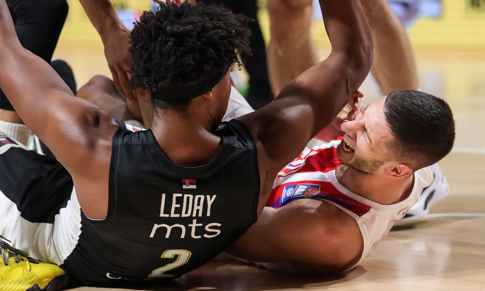 SAZNAJEMO Poznato je koliko će Zvezdin plej da odsustvuje sa parketa posle povrede u derbiju!