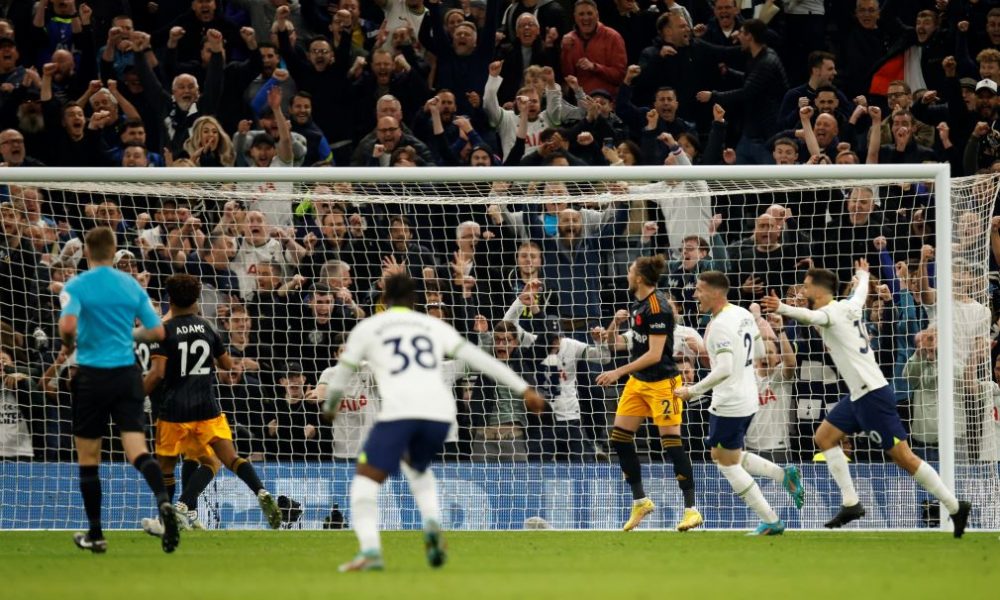 PREMIJER LIGA Fantastičan meč u severnom Londonu, Urugvajac oživeo nadu „pevaca“ (VIDEO)