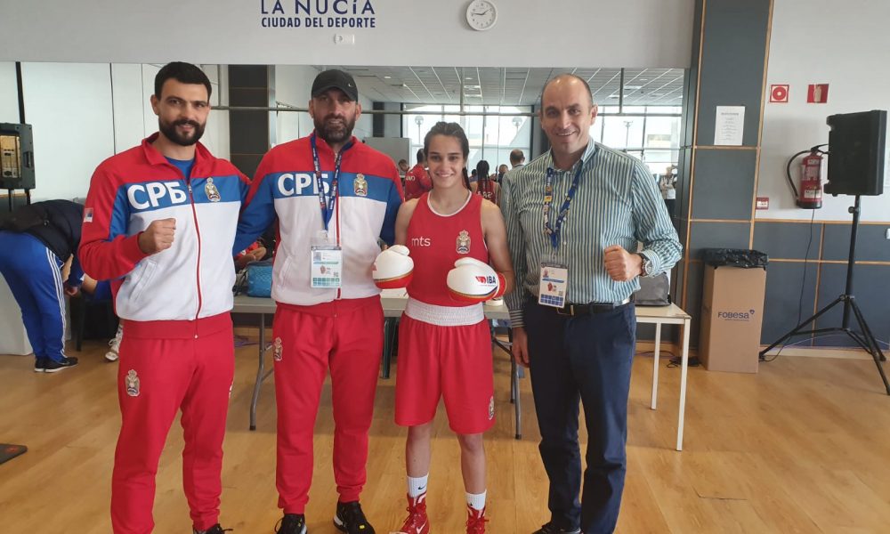 VELIKI USPEH Sara obezbedila medalju na Svetskom prvenstvu u boksu! Na ovo se čekalo skoro četvrt veka