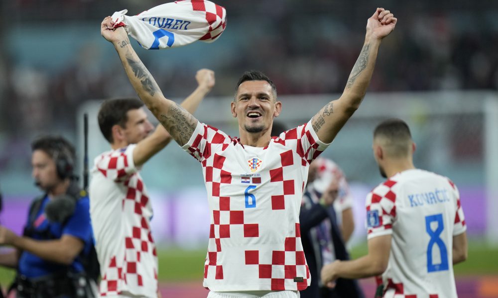 DINAMO UZVRAĆA UDARAC Legendarni reprezentativac Hrvatske na korak do povratka na „Maksimir“ (FOTO)