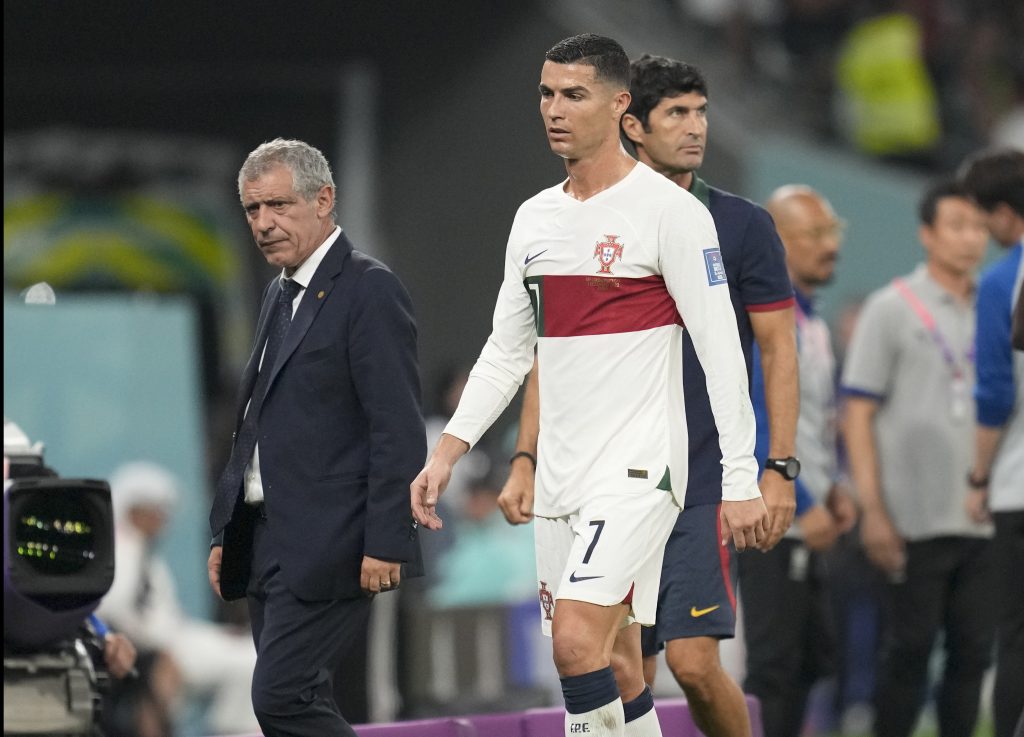 OBAVIO ŠTA JE MORAO Selektor Portugalije rekao Ronaldu da neće da igra! Evo kako je prošao razgovor između njih