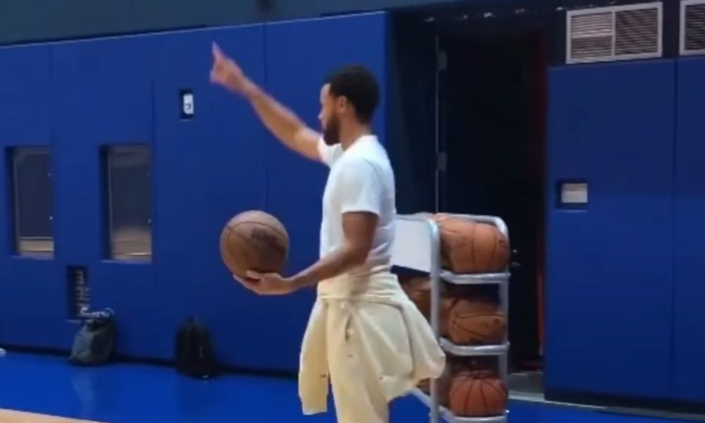 JOŠ JEDNOM IZVEO NEMOGUĆE Kari ne prestaje da pomera granice u košarci! O ovome se priča u SAD (VIDEO)