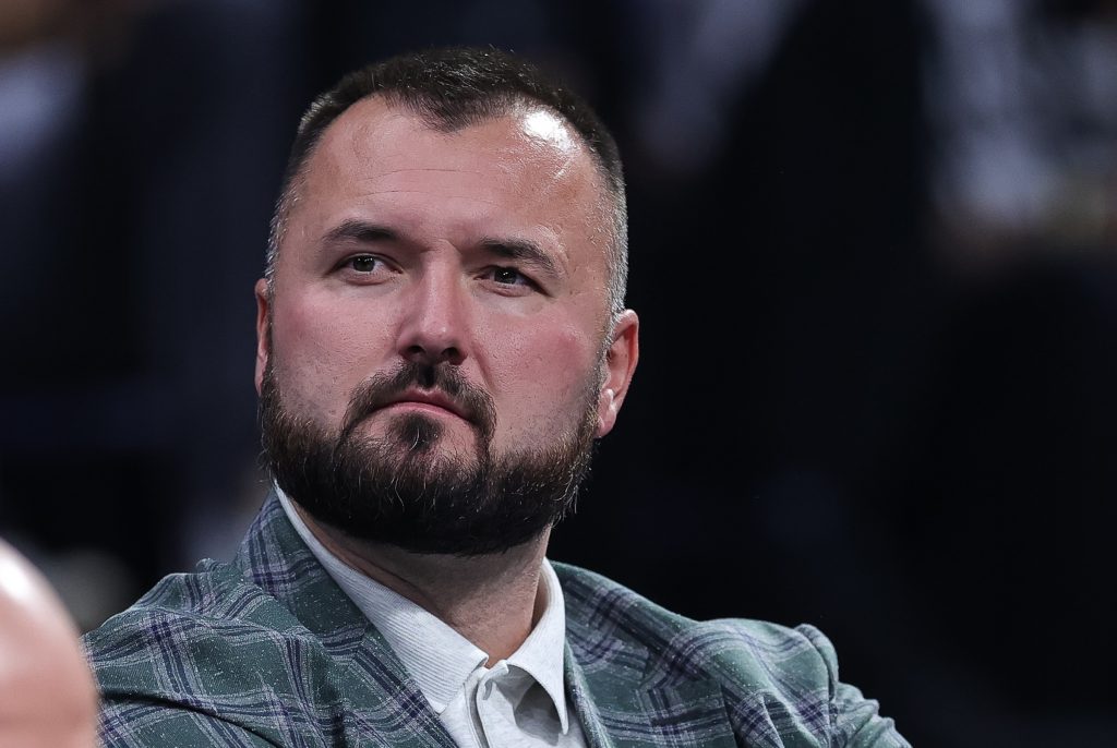 ONO KAD SE RADUJEŠ SOPSTVENOM PORAZU Srbija izgubila od Francuske, a Mačvan otkrio kakva je bila atmosfera posle toga: Sale je poludeo…