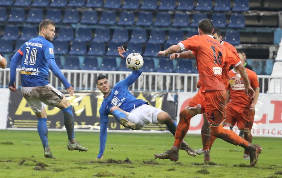 ZIMSKA PIJACA Ratković za jači napad Javora, blizu i povratak iskusnog levog beka