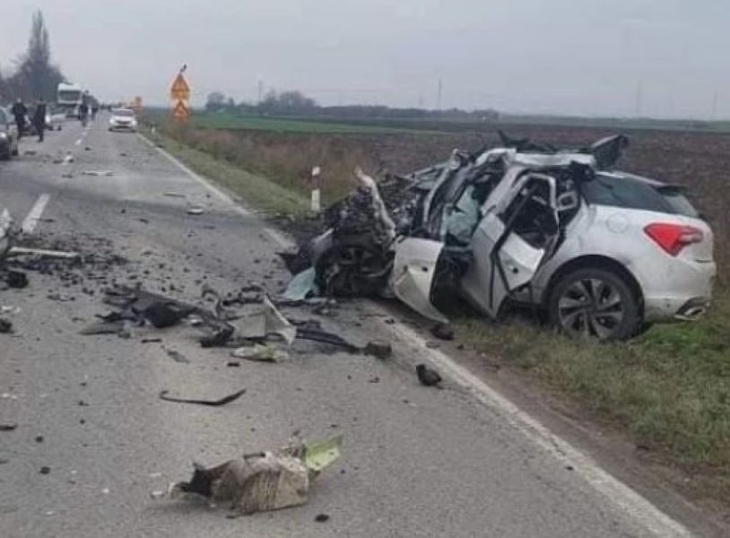 JEZIVO Pogledajte kako izgleda automobil u kojem je poginuo Ješić (UZNEMIRUJUĆI FOTO)