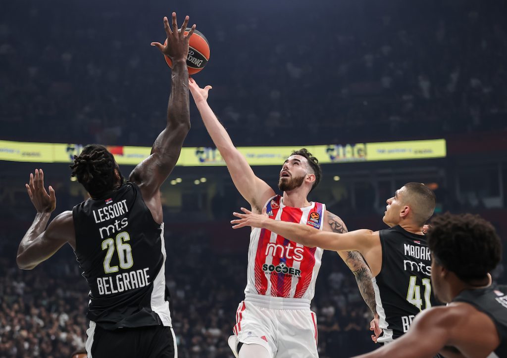 DRUŽENJE Košarkaši Zvezde i Partizana zajedno na ručku! Ne verujete? Ova fotografija sve kazuje