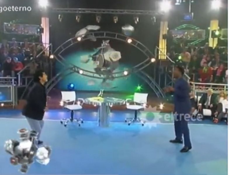 SEĆANJE Čarobnjaci pokazali magiju… Pogledajte šta su uradili Maradona i Pele (VIDEO)