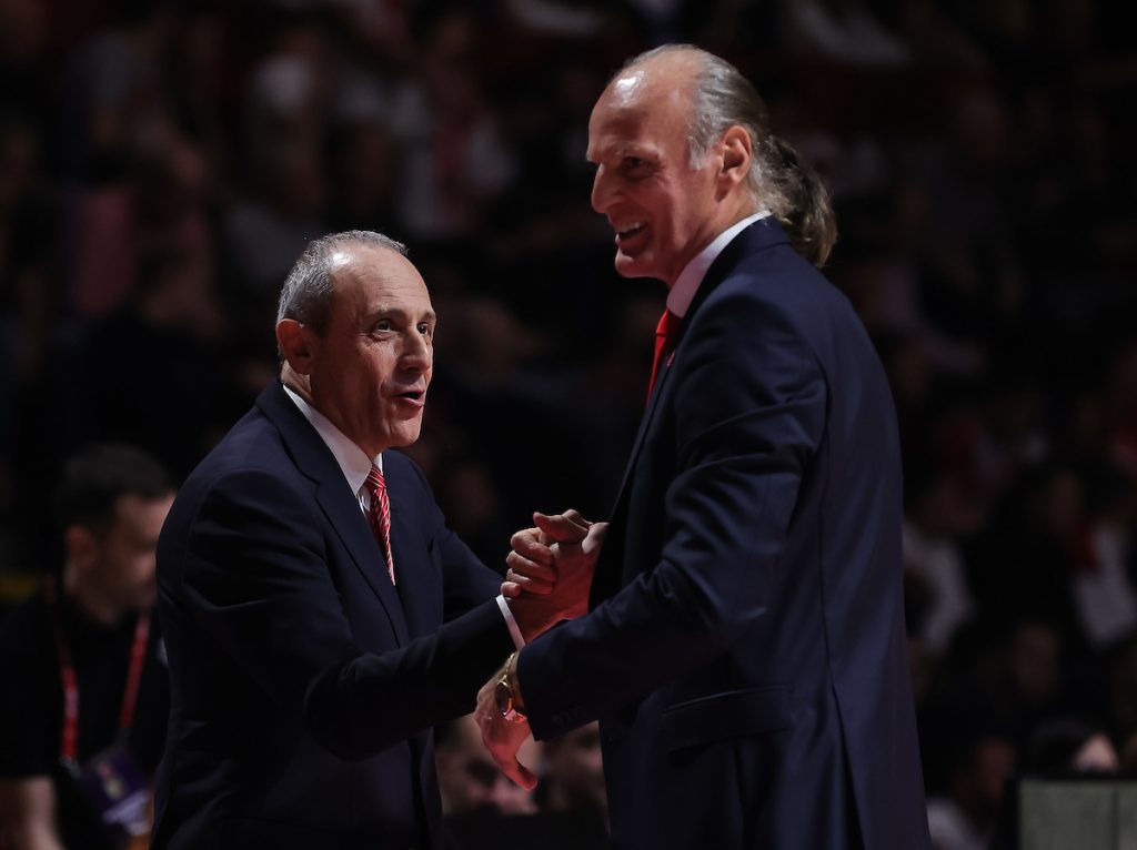 OŽIVEO JE ZVEZDU Pogledajte kako su „delije“ dočekale Duška Ivanovića (VIDEO)