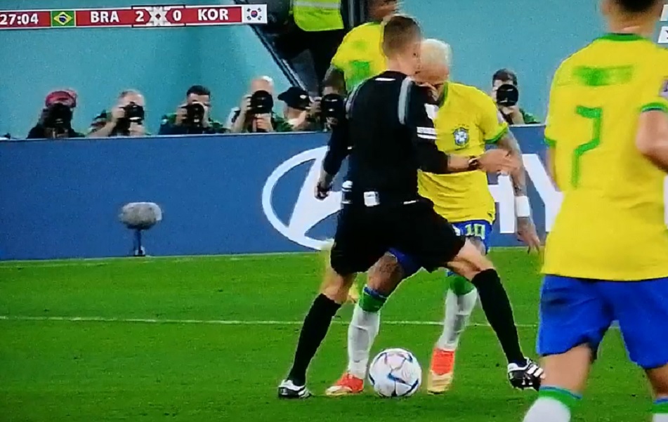 ZAIGRAO SE Nejmar driblao Korejce, ali i još nekoga… (VIDEO)