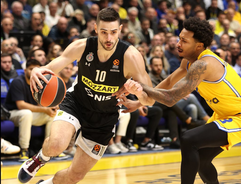 NESTVARNI PROMAŠAJI U TEL AVIVU Partizan je ovo morao da iskoristi! Ekipe srljaju iz promašaja u promašaj (VIDEO)