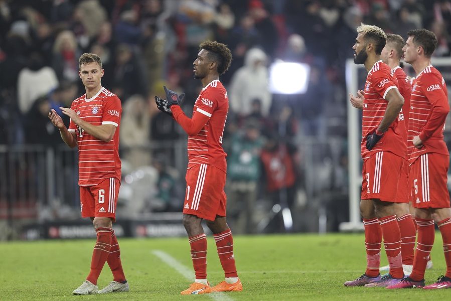 NE RADI SE TO TAKO! Mnogi fudbaleri Bajerna se nisu lepo poneli prema jednoj devojčici (VIDEO)