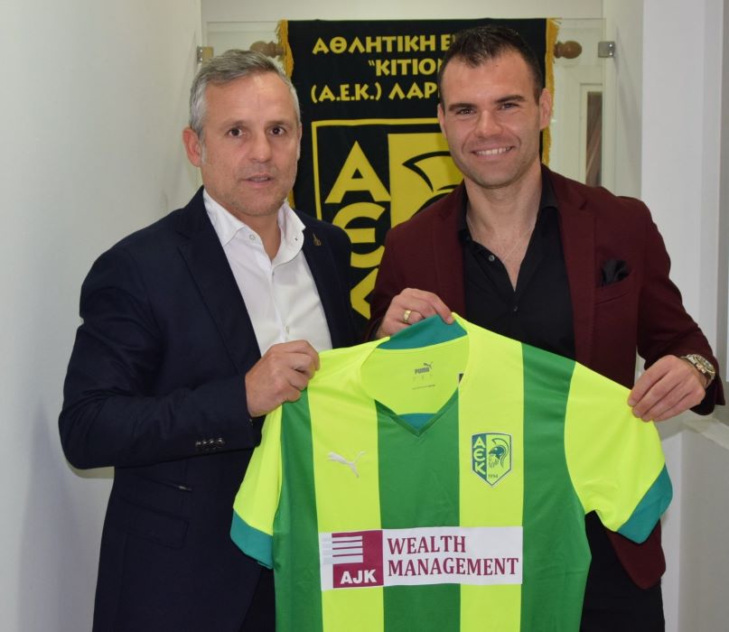 NAPUSTIO TURSKU Napadač pojačao lidera šampionata (FOTO)