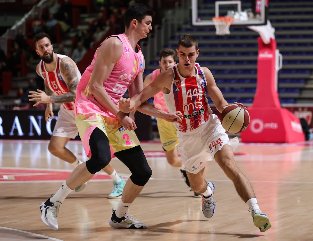 Šta će da bude sa Topićem? Zvezdin biser blizu pozajmice u…