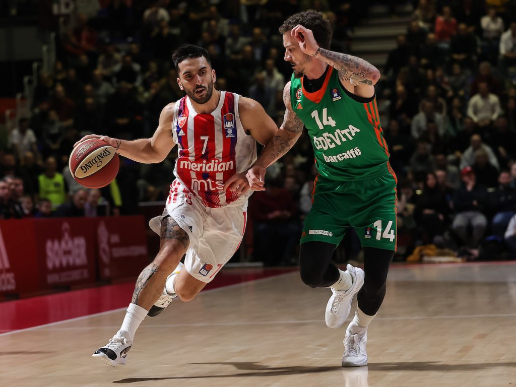 POLUVREME Atomska košarka u „Pioniru“! Zvezda pleše po notama Kampaca, ali protivnik ima odgovor