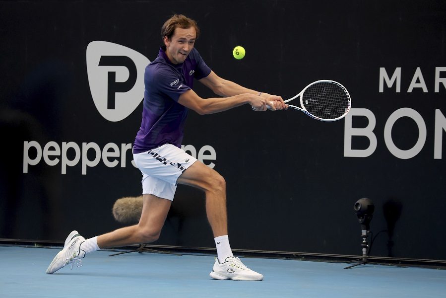 ATP ADELEJD Medvedev u polufinalu i čeka Đokovića ili Šapovalova