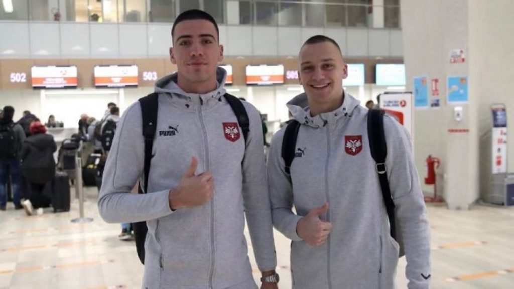 LET PREKO „BARE“ Selekcija Srbije otputovala u Los Anđeles