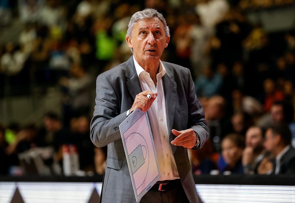 OBJAVLJEN SPISAK Pešić izabrao 24 kandidata za sledeći „prozor“! Među njima igrači Zvezde i Partizana