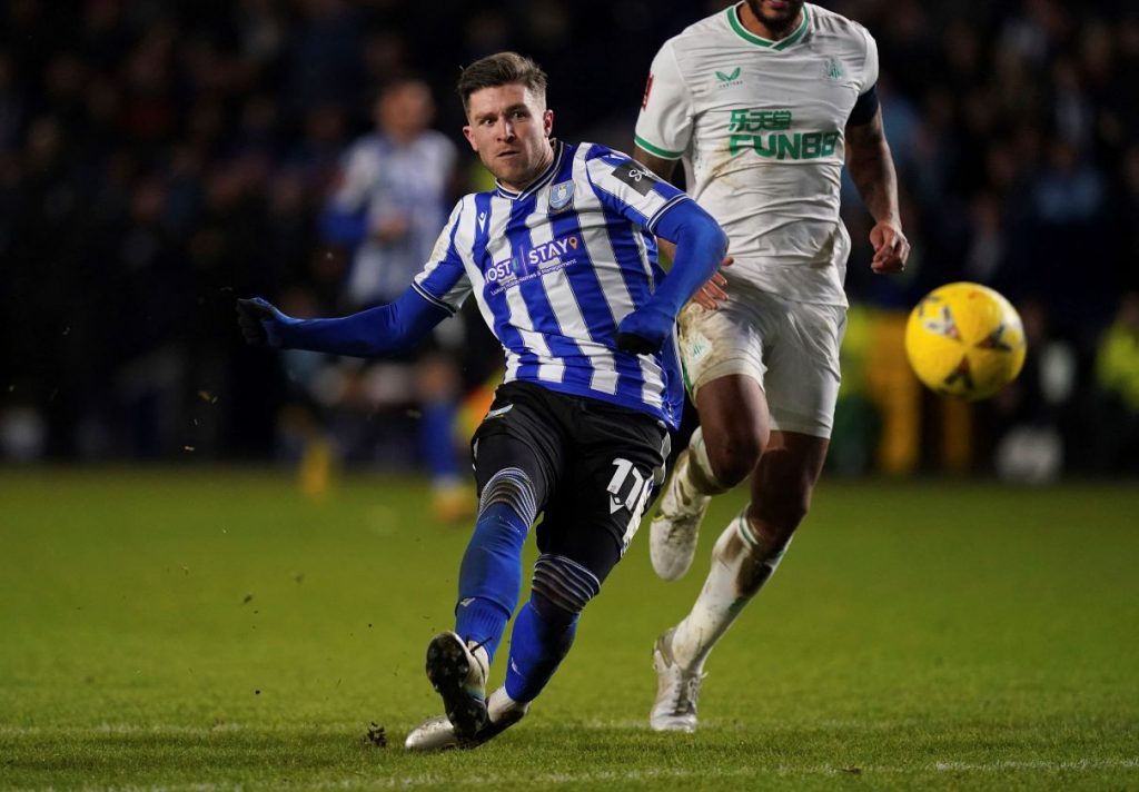 FA KUP Trećeligaš izbacio „svrake“, Liverpul mora na popravni (VIDEO)