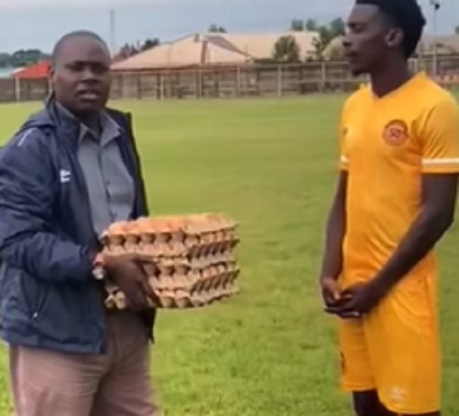 OVAKVU NAGRADU JOŠ NISTE VIDELI Najbolji je strelac prvenstva, pogledajte šta je dobio (VIDEO)