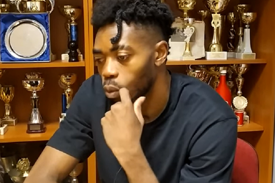 VAŽAN POTPIS Radnički rešio problem sa napadačem! Iz Finske stigao nigerijski „džin“