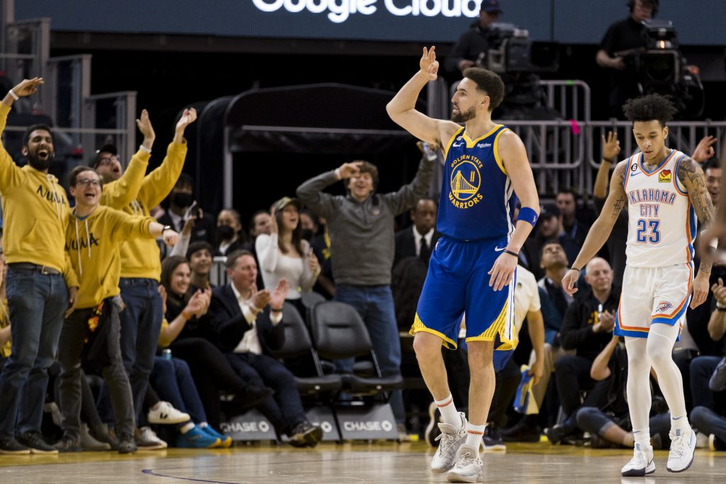 NBA LIGA Tompson utišao „grmljavinu“ i pokazao klasu! Trojkaška disertacija jednog od najboljih šutera svih vremena (VIDEO)