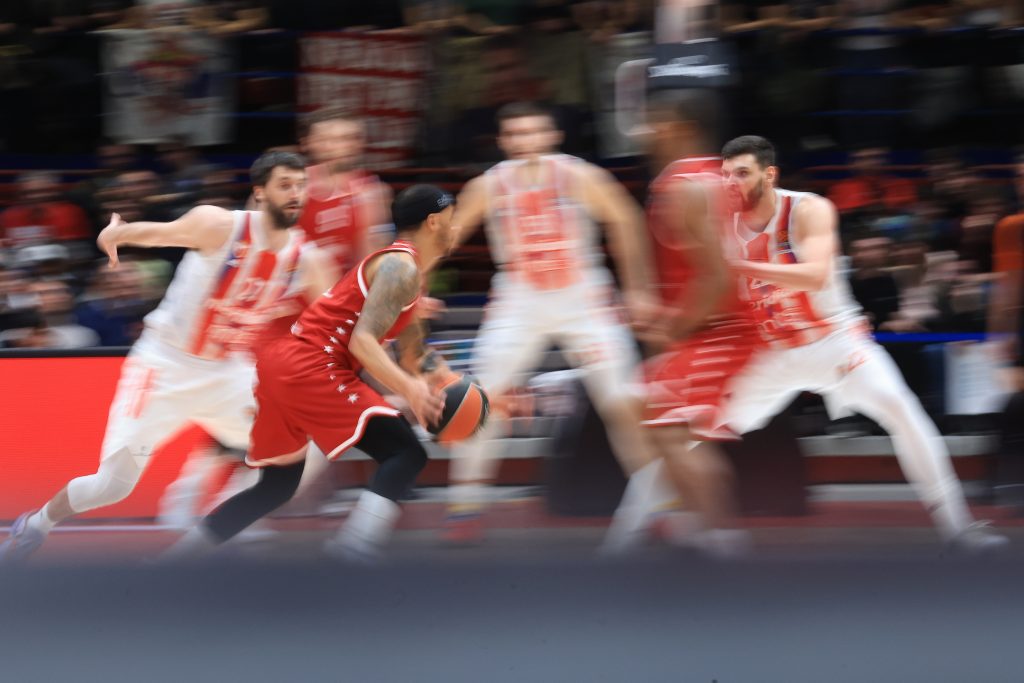 BIVŠI ARBITAR ZA MAXBET SPORT Zvezda oštećena u četiri situacije! Sve odluke u korist Armanija doneo isti sudija (VIDEO)