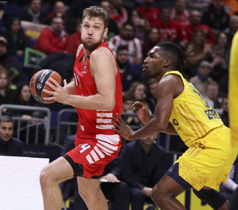 SILNI ATINJANI Pala Alba kao berlinski zid