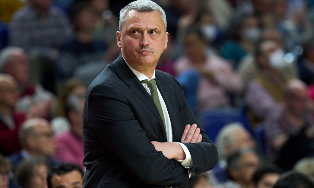 RASTANAK, IZGLEDA, NIJE DALEKO Radonjiću se drma klupa! Panatinaikos ponovo zvao Italijana