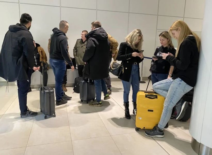 TORTURA Navijači Partizana zadržani na aerodromu, nije im dozvoljen ulazak u Moldaviju