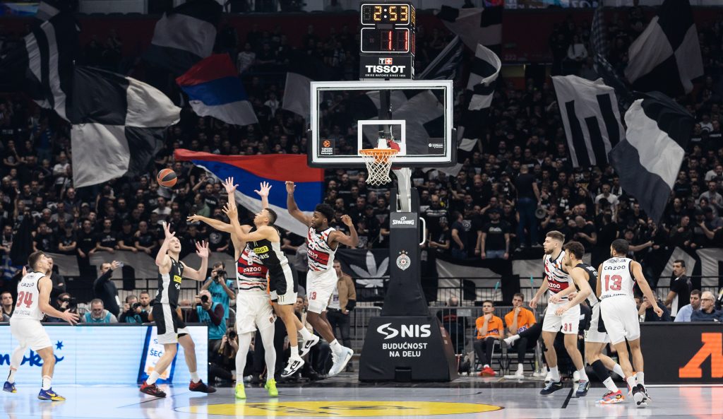 „GROBAROMANIJA“ Već je rasprodata Arena za meč sa Fenerbahčeom! Nema više karata ni za…