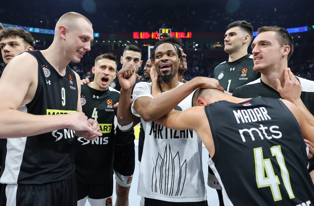 ADUT IZ SENKE Nije iz „prvog ešalona“, ali je jako bitan… Sa njim i bez njega Partizan nije isti!